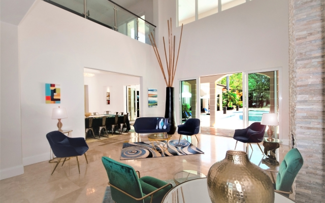 Bel Air Luxury Mansion