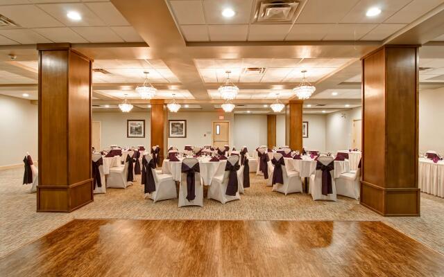 Doubletree by Hilton Hotel Kamloops