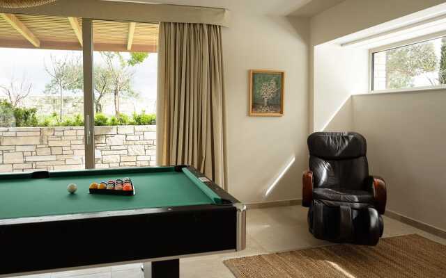 Diktamon Retreat Luxury Villa