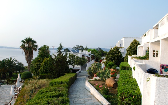 Agionissi Resort Hotel