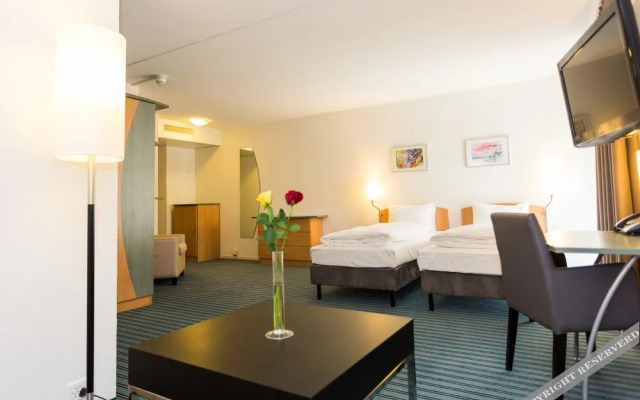 Apart-Hotel Operated By Hilton