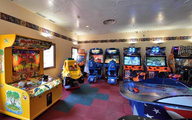 Отель Disney Hotel Santa Fe