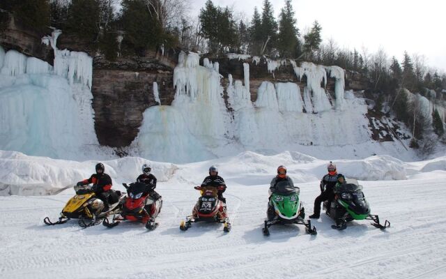 White Pine Lodge