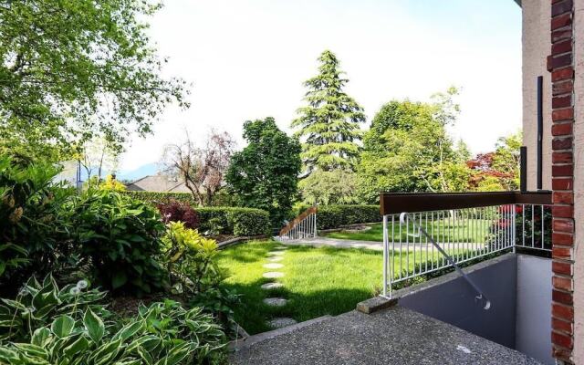 Grand Spacious Suite near YVR by Elevate Rooms