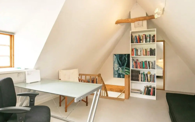 Idyllic Countryside Retreat-by Traum