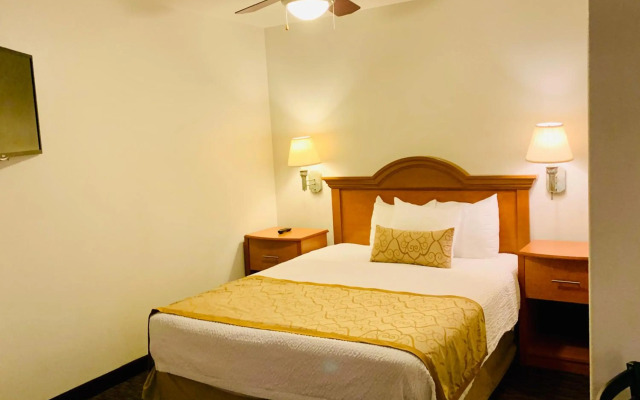 St. George Inn & Suites