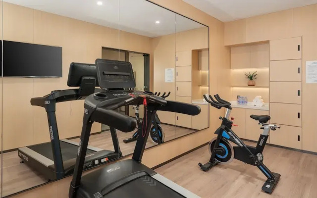 Holiday Inn Express Guangzhou University Town by IHG