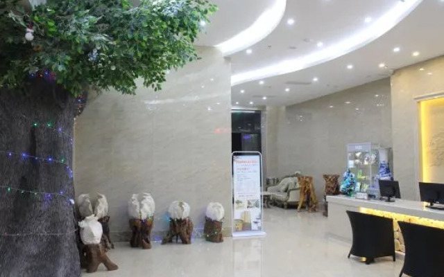 Haikou Xiangzhanglin Style Theme Hotel (Jinniuling Park Haiken Middle School)
