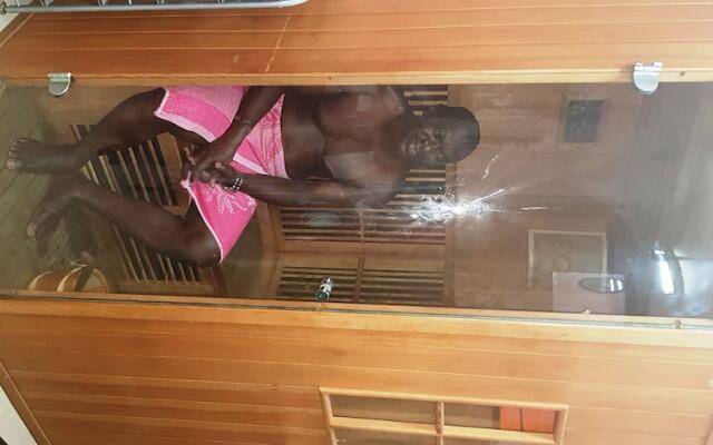 Excellence Hotel