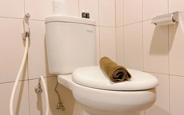 Tranquil Studio Room At Dago Suites Apartment