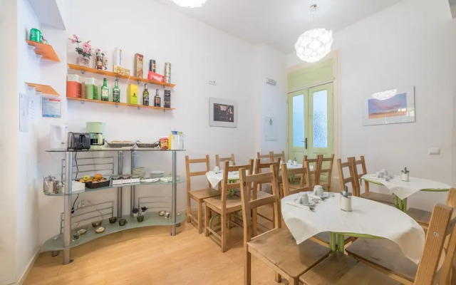 SwissPorto Guest House