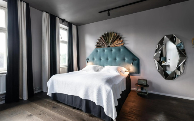 Hotel Flora
