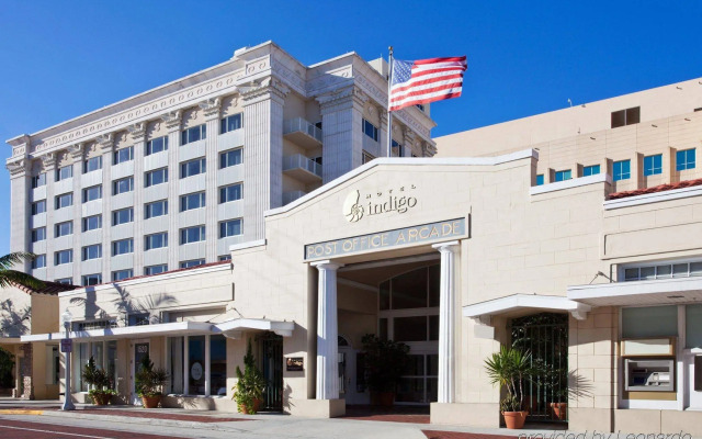The Banyan Hotel Fort Myers, Tapestry Collection by Hilton