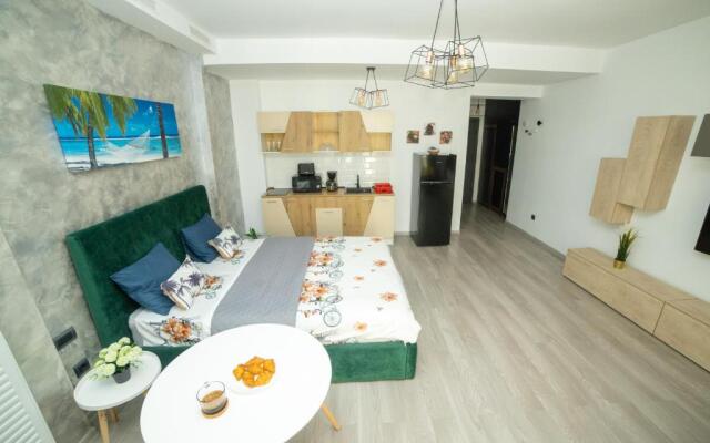 Studio 60 On The Beach by Casa del Mar