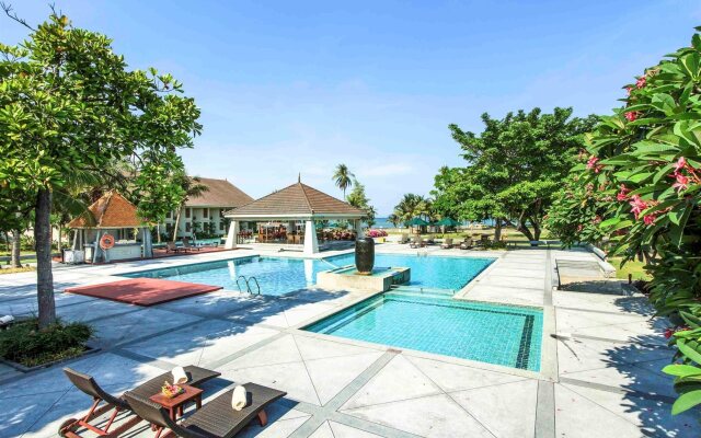 The Nouveau Chumphon Beach Resort & Golf