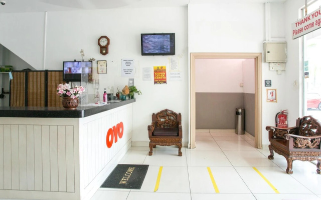 OYO 90152 Hill Inn Tsb