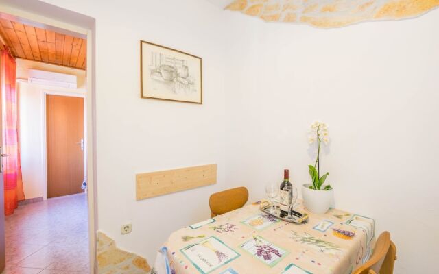 Apartments Petener - Great Location