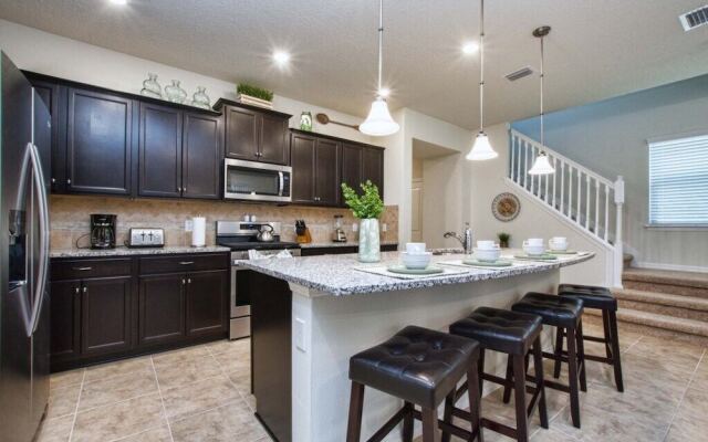 Solterra - 5 Bedrooms Townhome w/Spashpool-7041SR