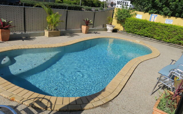 Caboolture Central Motor Inn, SureStay Collection by BW