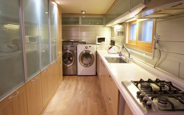 Hanso Presidential Suite Hanok Hotel