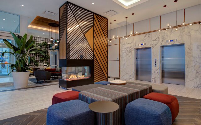 Hampton Inn by Hilton Montreal Downtown