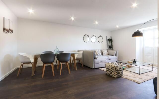 Benfica Apartments III by Homing