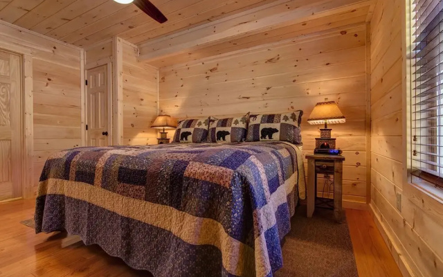 Incombearable Luxury 2 Bedrooms 2 Bathrooms Home