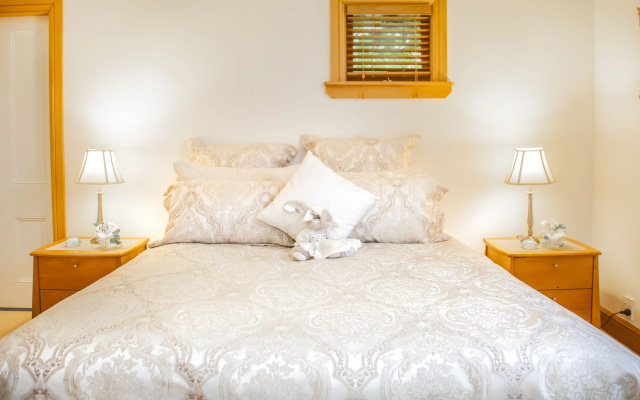 Motueka River Lodge – Guest Rooms – Ngatimoti