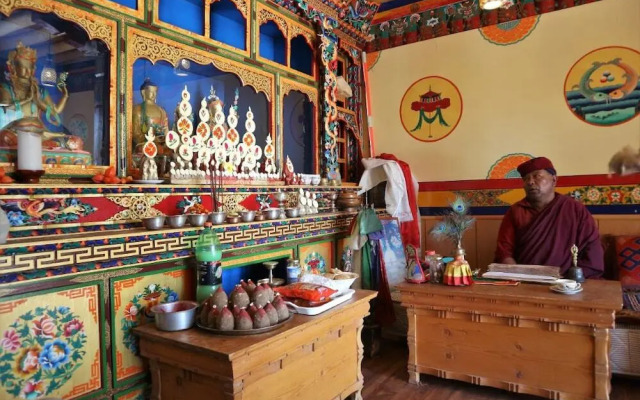 Silver Cloud Guest House