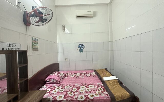 SPOT ON 1188 Motel Hoa Cam