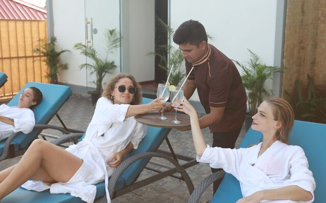Gracias  Cafe & Resort