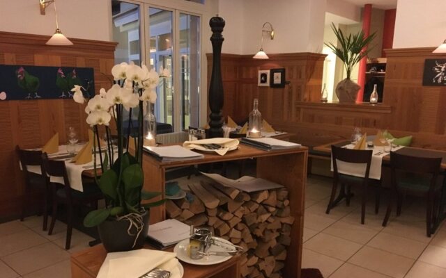 Pasta More Restaurant Und Bed Breakfast