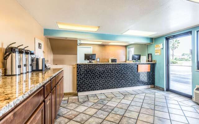 Rodeway Inn Fairgrounds - Casino