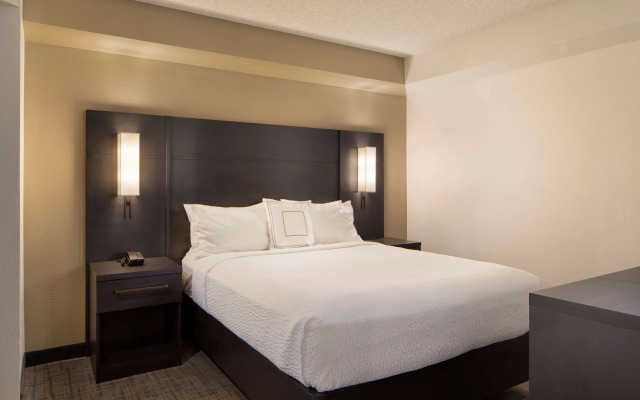 Sonesta ES Suites Fresno