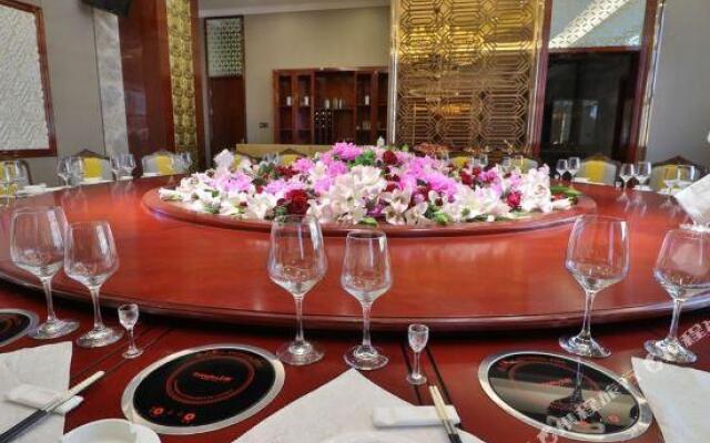 Minshan Tianrui Hotel