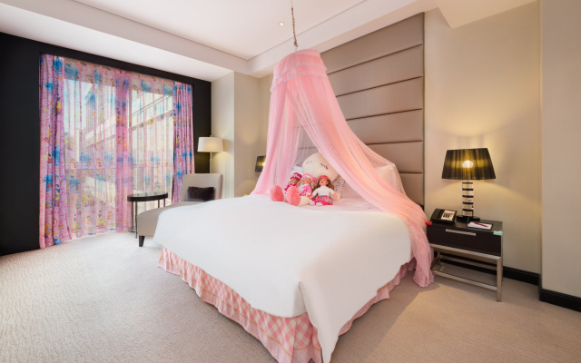 Crowne Plaza Shanghai Xiayang Lake by IHG