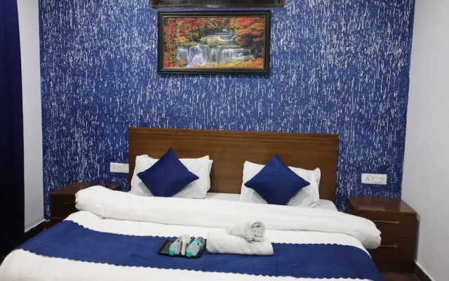 Hotel Everest Highland by Krishiv