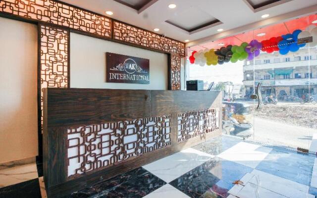 OYO 69411 Hotel Mega MAK International