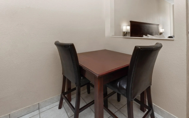 Baymont by Wyndham Houston Brookhollow