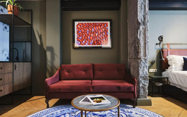 Gorgeous George by Design Hotels