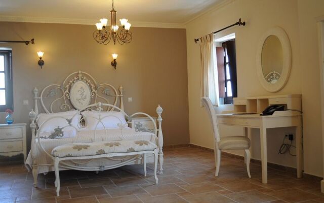Areos Polis Hotel