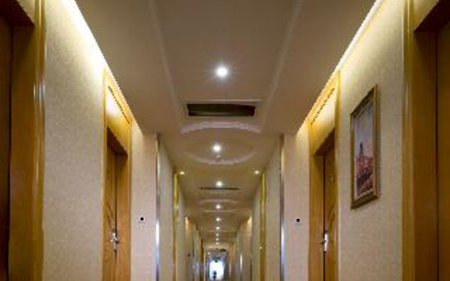Viennahotel Shenzhen Longhua South Renmin Road