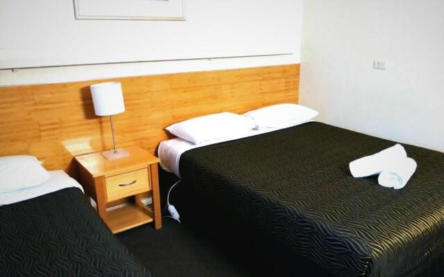 City Park Motel and Apartments