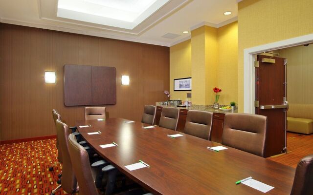 Courtyard Oakland Downtown