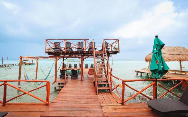El Búho Lagoon Bacalar