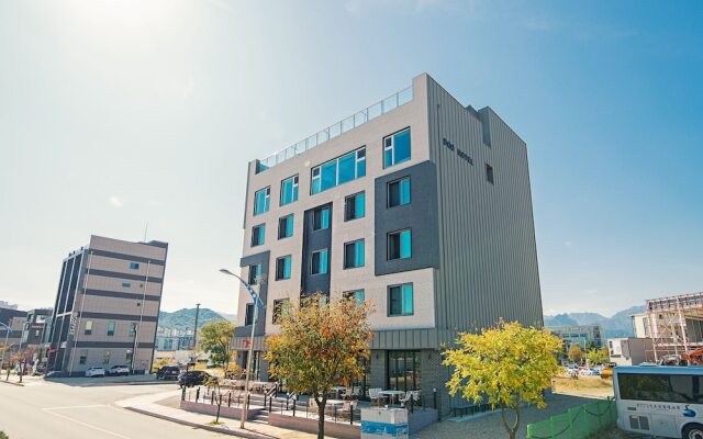 Doo Hotel & Guesthouse - Hostel
