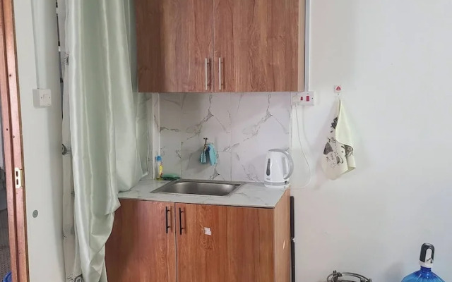 Studio 107, South B, Sana Sana