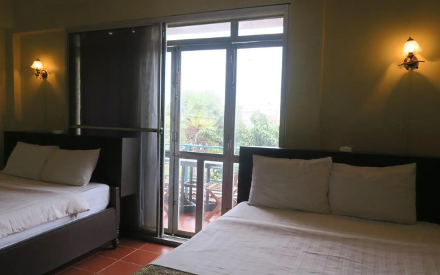 River Dolphin Hotel