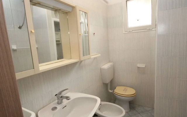 Cozy Apartment in Rosolina Mare with near Sea