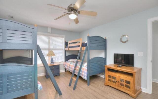 Ocean Walk 3102 - Beach Pals